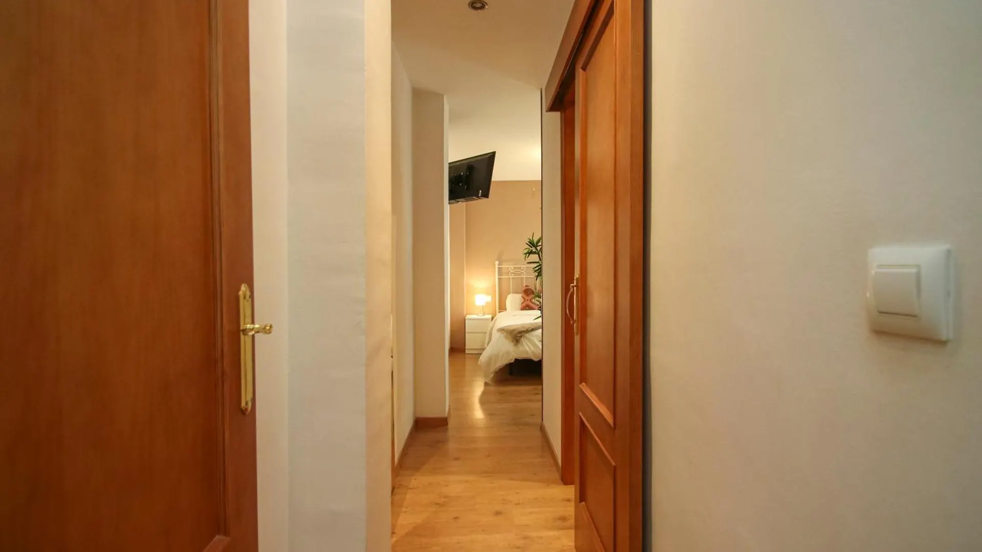 شقة Spacious 2 Bedroom Apt In The Heart Of Triana إشبيلية إسبانيا