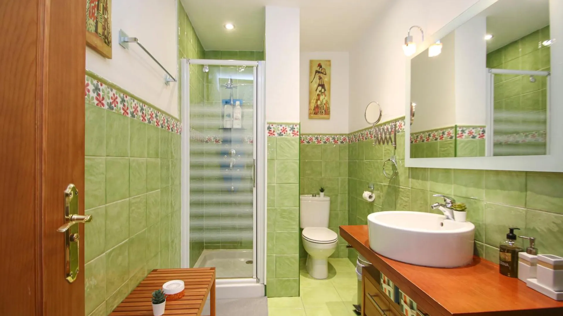 Spacious 2 Bedroom Apt In The Heart Of Triana إشبيلية