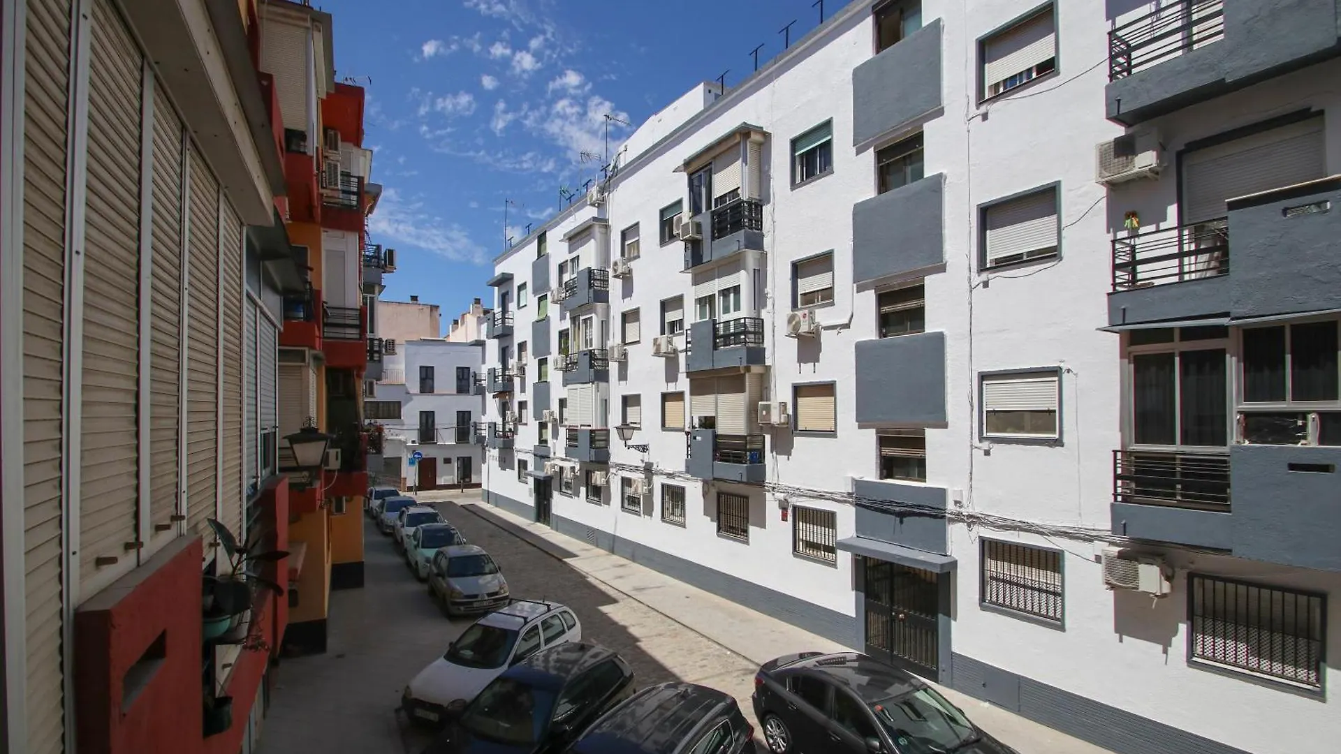 Spacious 2 Bedroom Apt In The Heart Of Triana إشبيلية إسبانيا